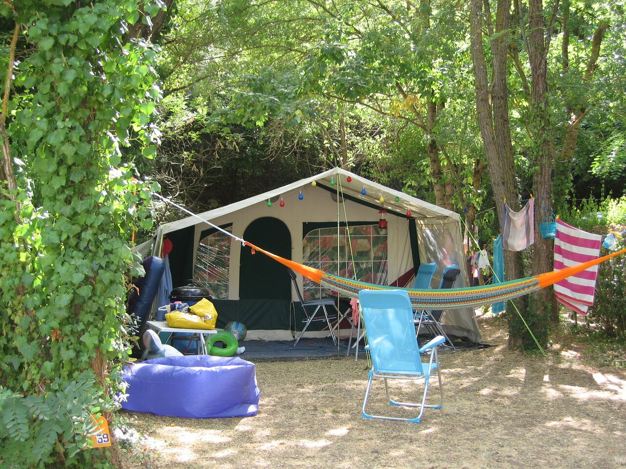 Camping avec piscine dans le Var : lequel choisir ?